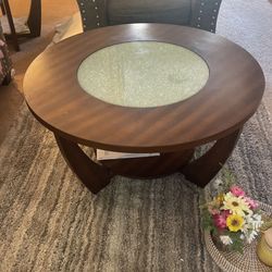 Coffee  And End Tables  Round  