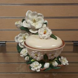 2pc Cookie Jar / Storage Container - $24.99 ( NEW ) Magnolia