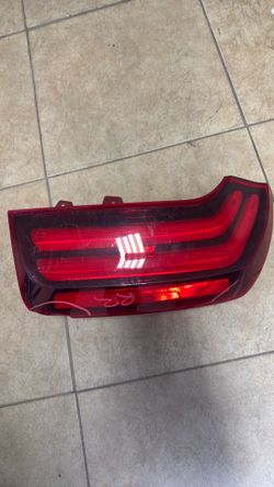 Kia telluride  tail light