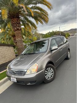 2012 Kia Sedona