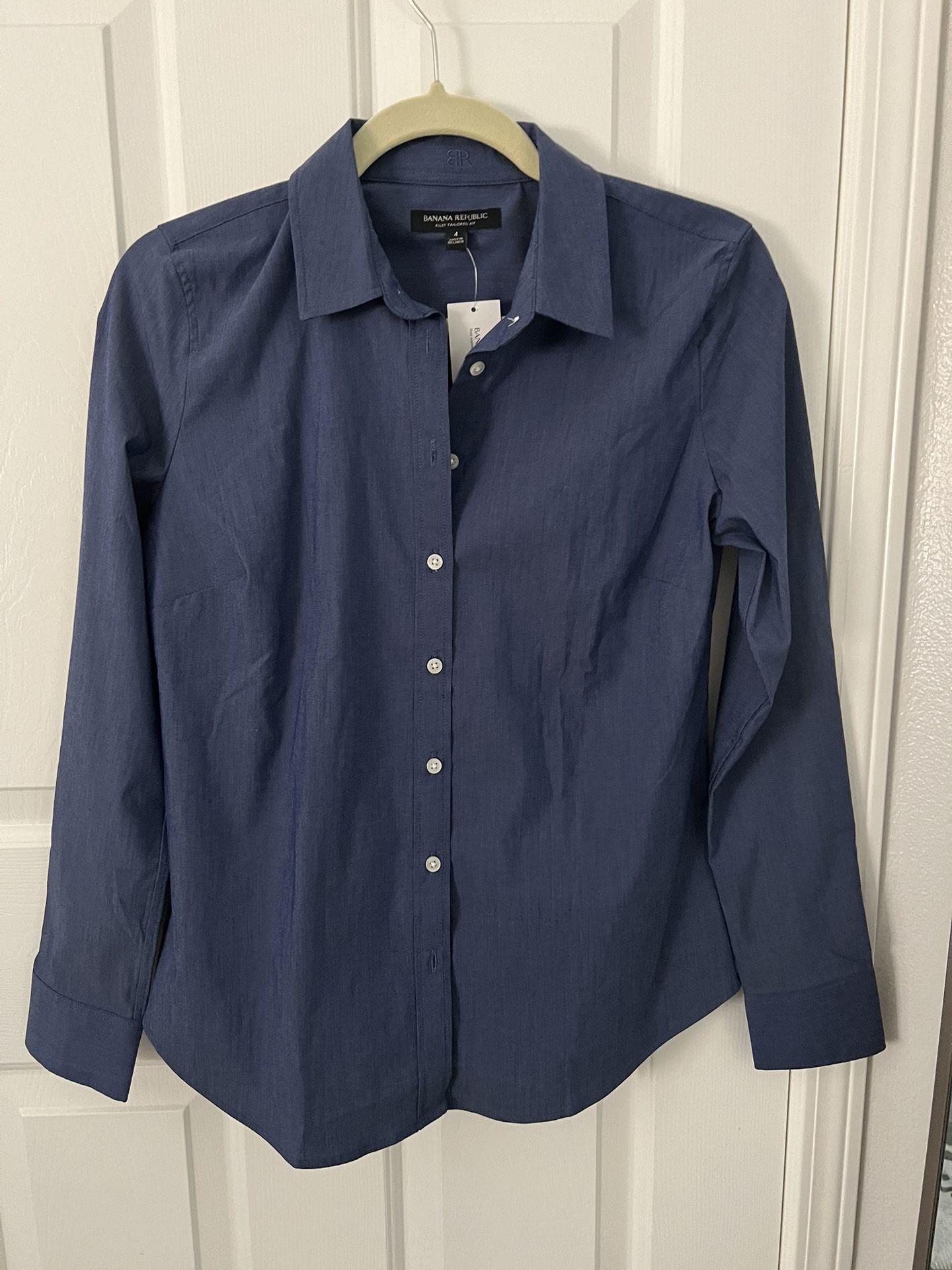 Banana Republic Slim Fit Shirt Women