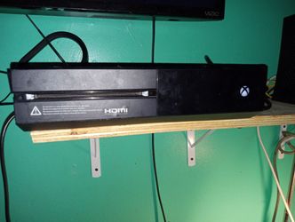 Xbox one(with all cables, RGB mouse and keyboard, controller and earphones)every included.