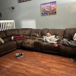 Electric recliner sofa