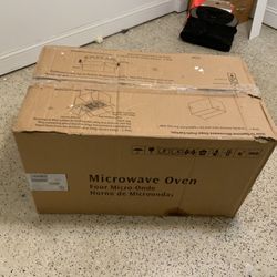 Fridgidair Stainless Steel Over Range Microwave Oven