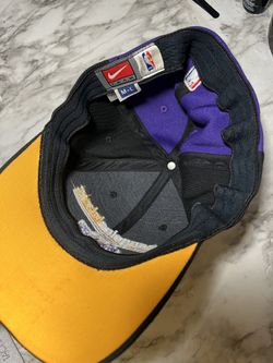 Nike Los Angeles Lakers Hat for Sale in Los Angeles, CA - OfferUp