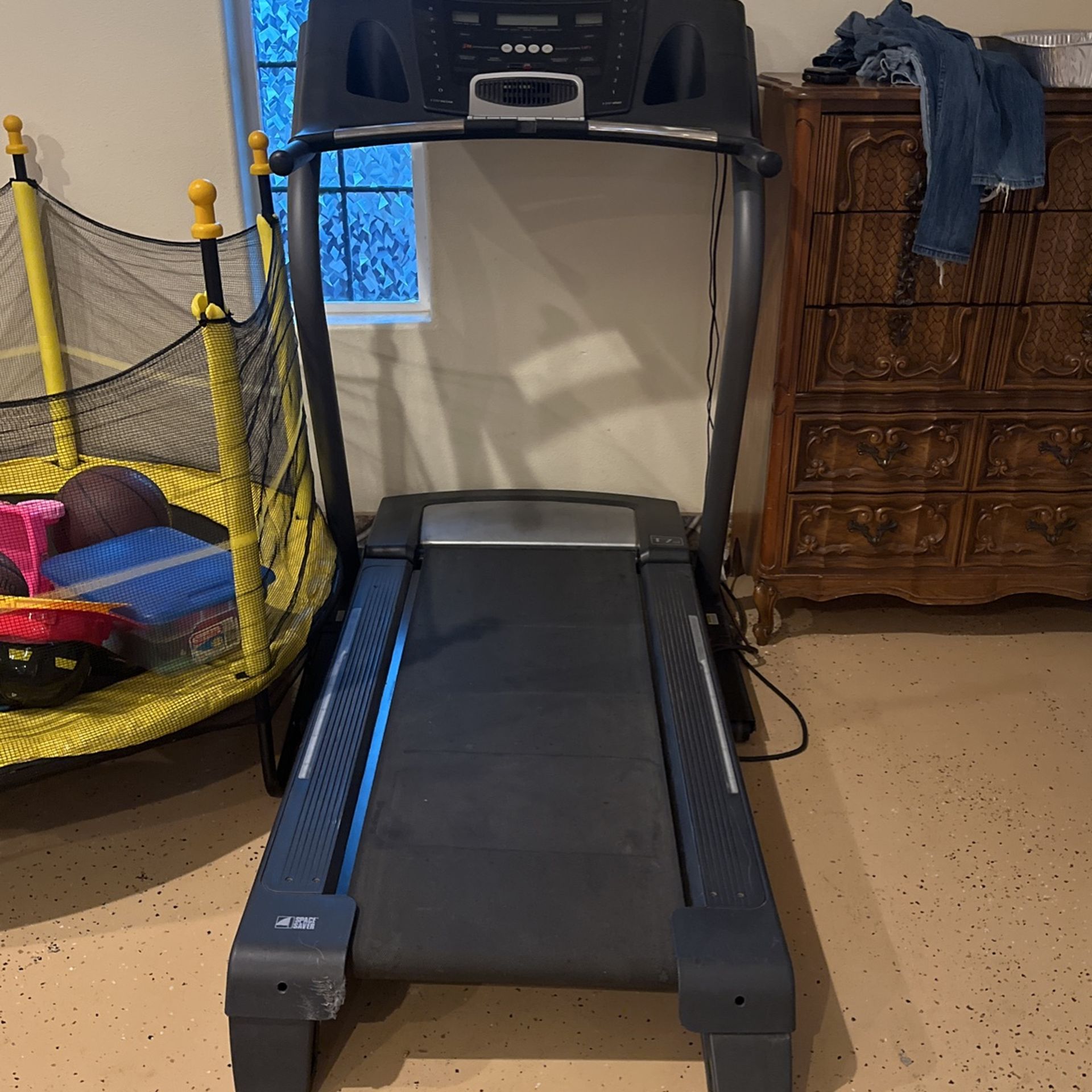 nordictrack intermix acoustics 2.0 treadmill