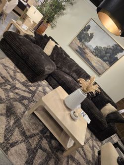 ✨️XL Sectional Sofas✨️ Furniture Queen Bedrooms, Dining Avail