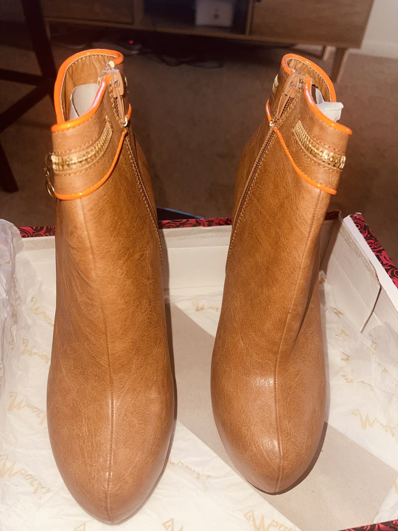 Bootie Boot Size 10 Women Heel