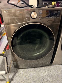 LG Electric Dryer