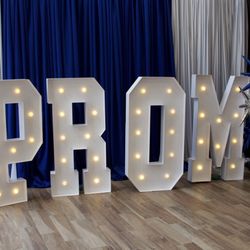 PROM SIGN 4FT