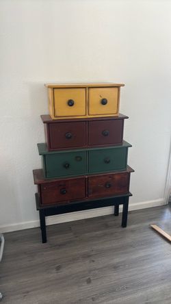Wall storage