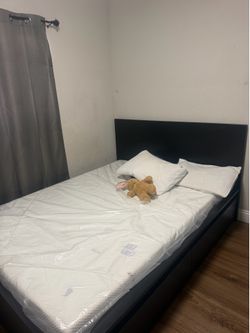 Queen bed