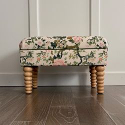 Handmade ottoman / Bespoke footstool / Cocktail table / Entryway bench / Nursery  footrest