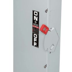 GE TH4324 4 Wire 3 Pole Fusible Type TH Heavy-Duty Safety Switch 240 Volt 200 Amp NEMA 1 Spec-Setter