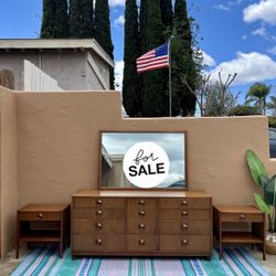 Bedroom Set Dresser Mirror Nightstands Headboard Mid Century Modern Antique Retro MCM vintage