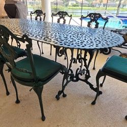 Cast Aluminum Patio Set (9pc.) & 2 Chaise Loungers 
