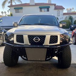 Prerunner Style Tube Bumper 