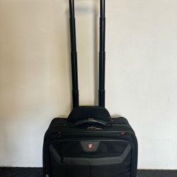Wenger Swiss Gear Business Suitcase 