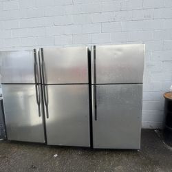 Ge Refrigerators On Good Working Conditions 