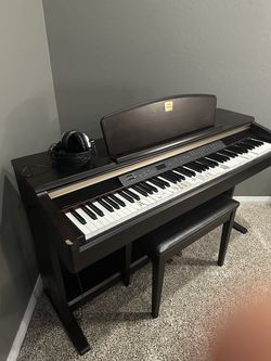 Electronic Piano Yamaha