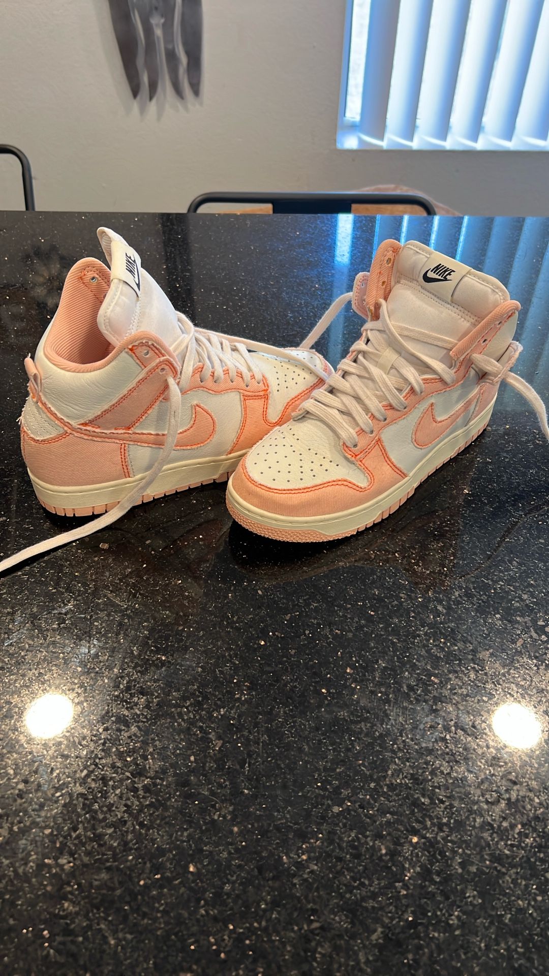 Women's Dunk High 1985 Arctic Orange