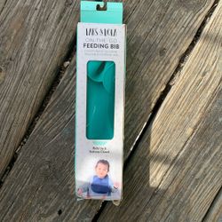 On The Go Feeding Bib