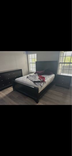 3-Piece Matching Bedroom Set