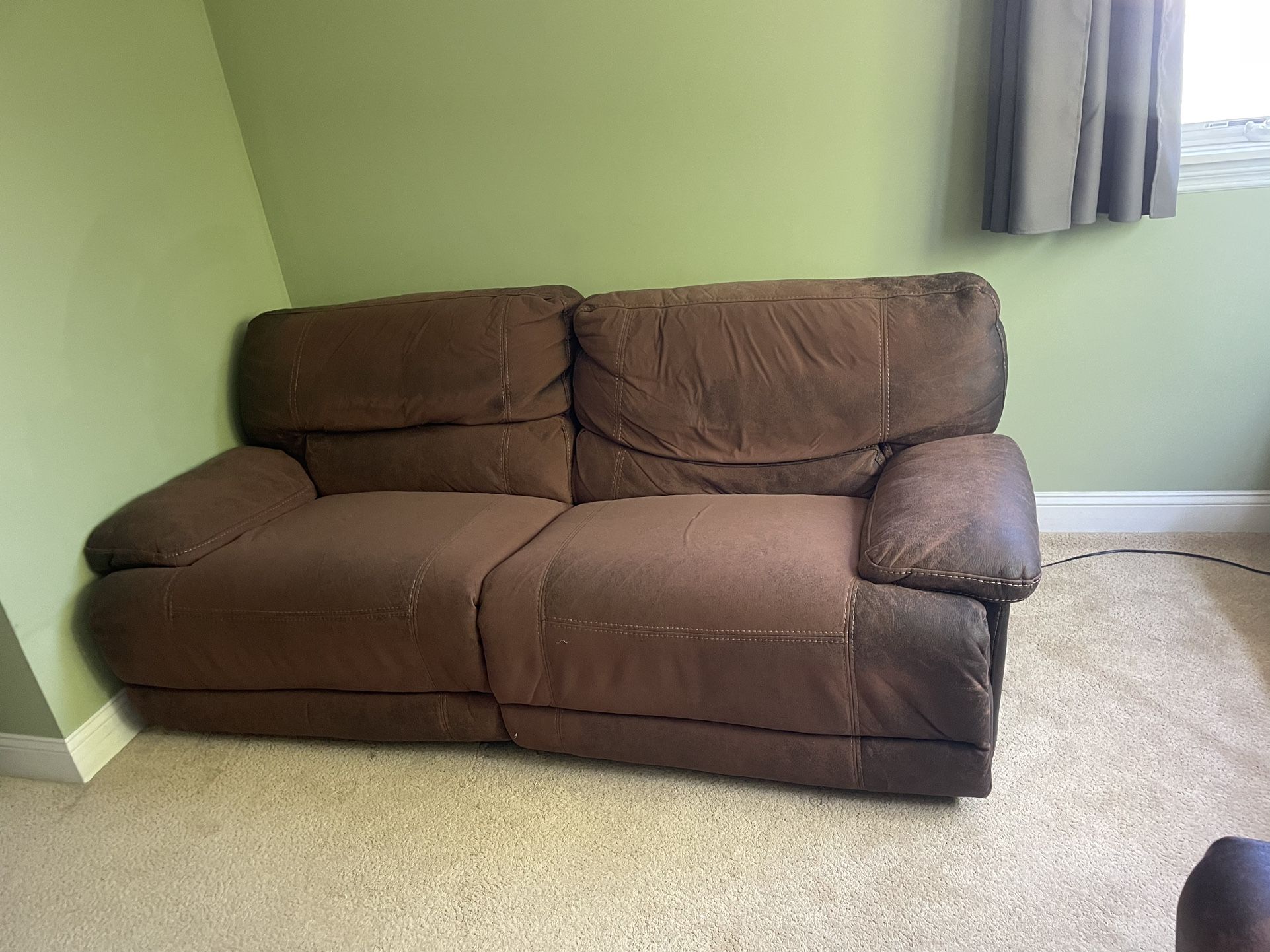 Free Leather Recliner Couch And Loveseat 