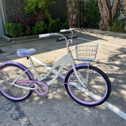 Simple Beach Cruiser With  Metal Basket