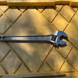 Wrench 