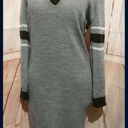 Daisy Street stylish women’s sweater dress 👗   Size 6/Small  