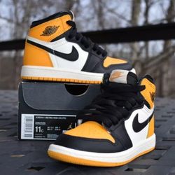 BNIB Nike Air Jordan 1 Retro High OG PS 'Yellow Toe'  Little Kid Size 11C