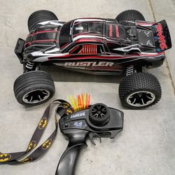 TRAXXAS RUSTLER 