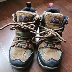 Kids
RedHead Zipline Waterproof Hiking Boots for Kids Size 13