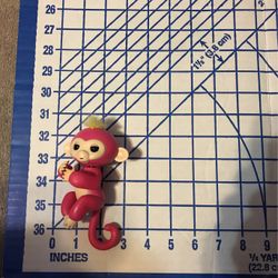 Bella wowwee fingerling monkey toy