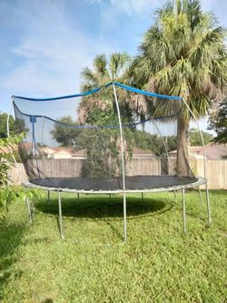 14' Trampoline