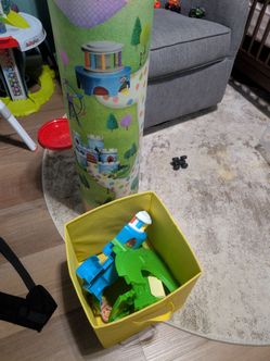 Daniel Tiger mat and toy track
