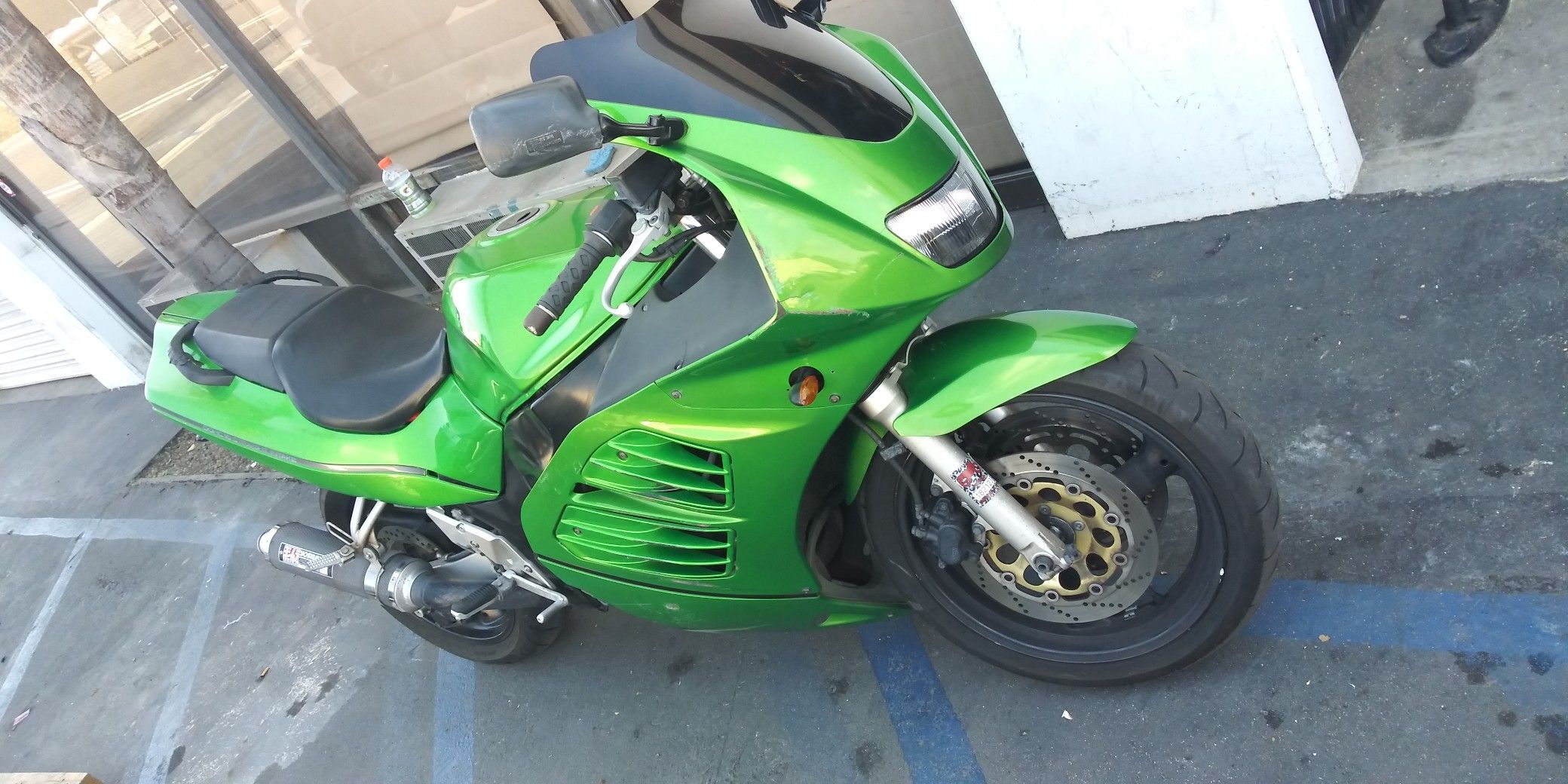 Suzuki RF600r need to sell price $600