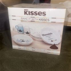 Hersheys Kisses Bake Set