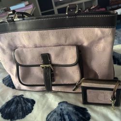 Dooney & Bourke Purse 