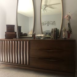Mid Century Solid Walnut Wood Bedroom Set
