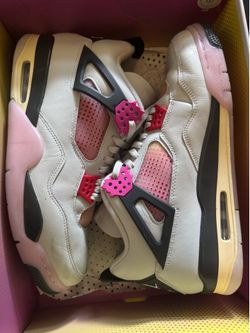 Size 13 Jordan Retro 4’s ( comic )