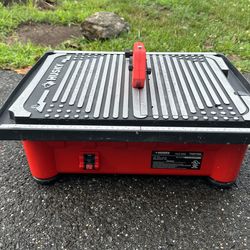 Husky Tile/Stone Wet Saw