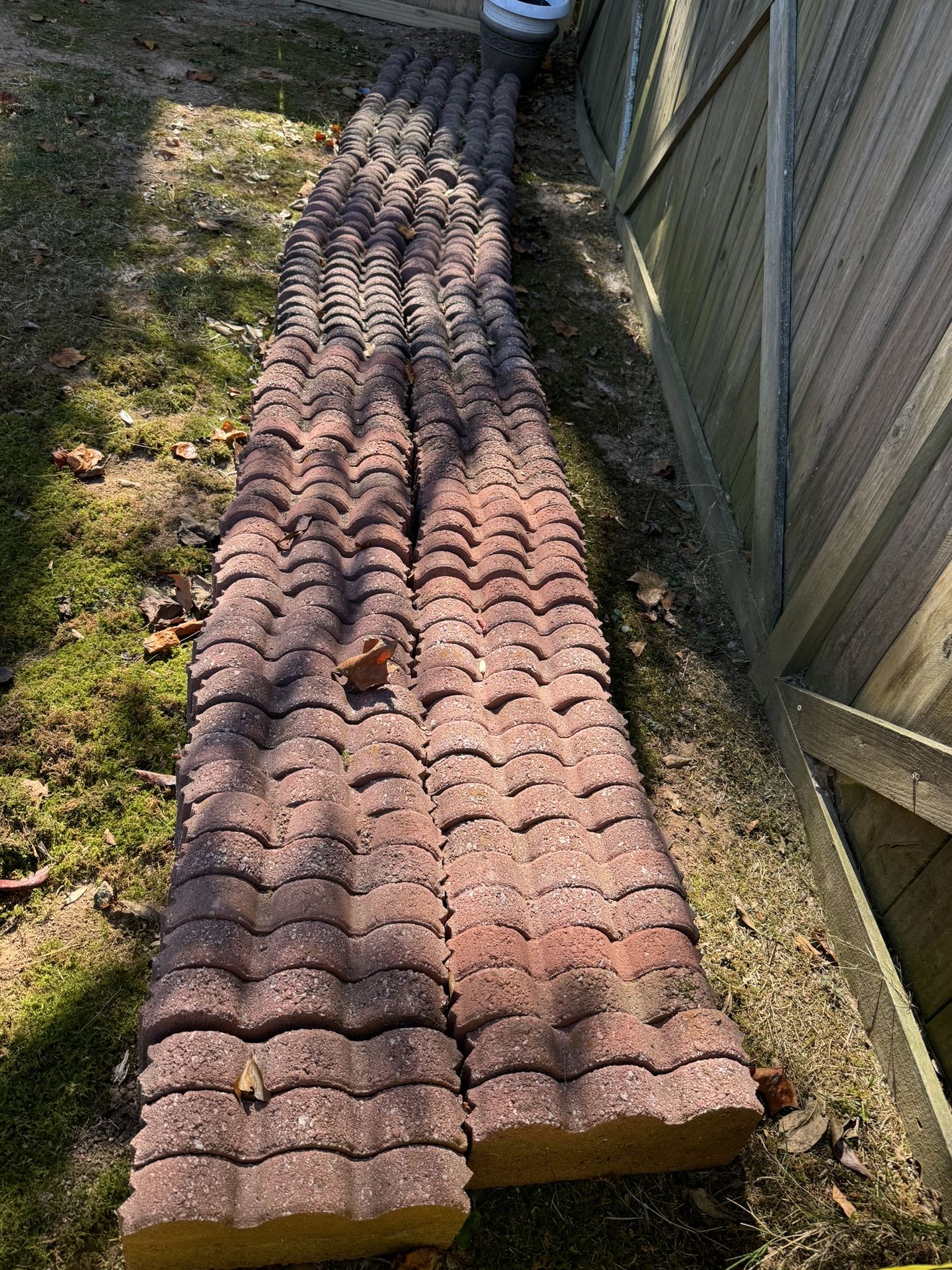 12 in. x 2 in. x 5.25 in. River Red Straight/Curved Scallop Concrete Edger (176 Total)