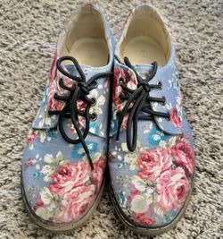 Lady Godiva Women's Classic Lace-up Shoes Size 9