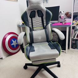 Dowinx Gaming Chair Fabric with Pocket Spring Cushion, Massage Game Chair Cloth with Headrest, Ergonomic Computer Chair with Footrest 290LBS, Light Gr