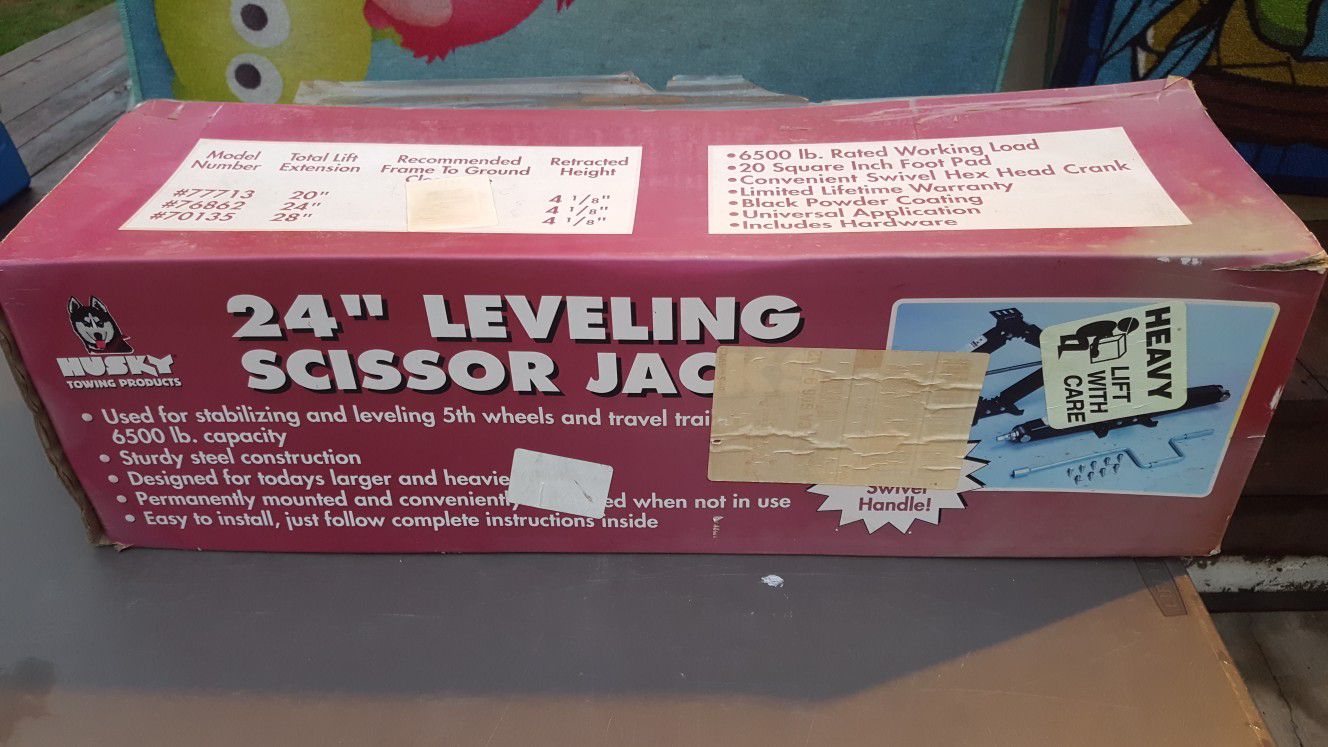 Husky 24" Leveling Scissor Jacks