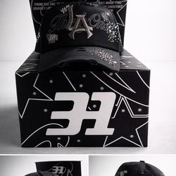 31 HATS BLACK ANNIVERSARY “JEWELRY DISTRICT”