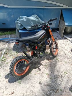 Gt54 black and orange