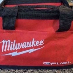 Milwaukee M12 Fuel Bag